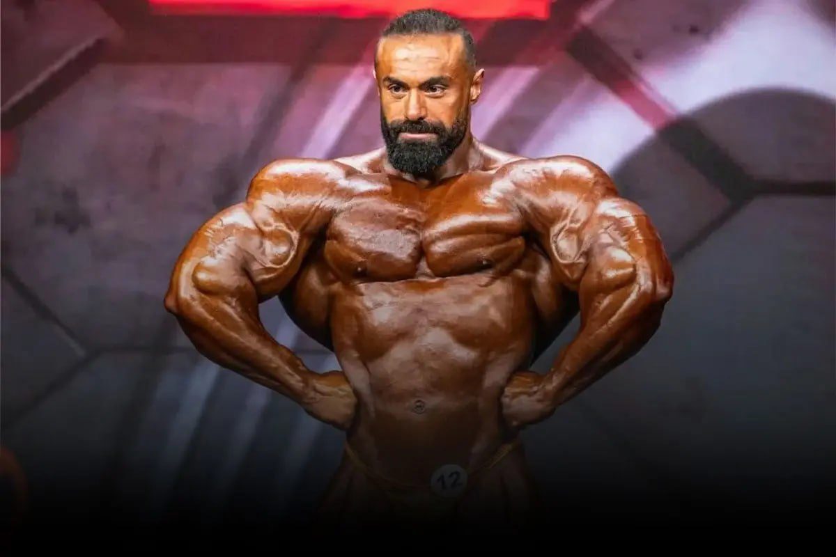 هرکول آذربایجان به جنگ بزرگان می‌رود