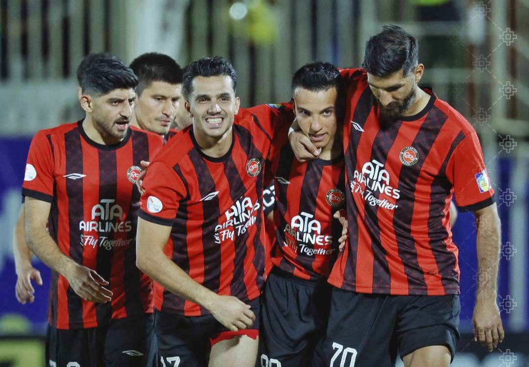 صدر جدول موقتاً سرخ شد