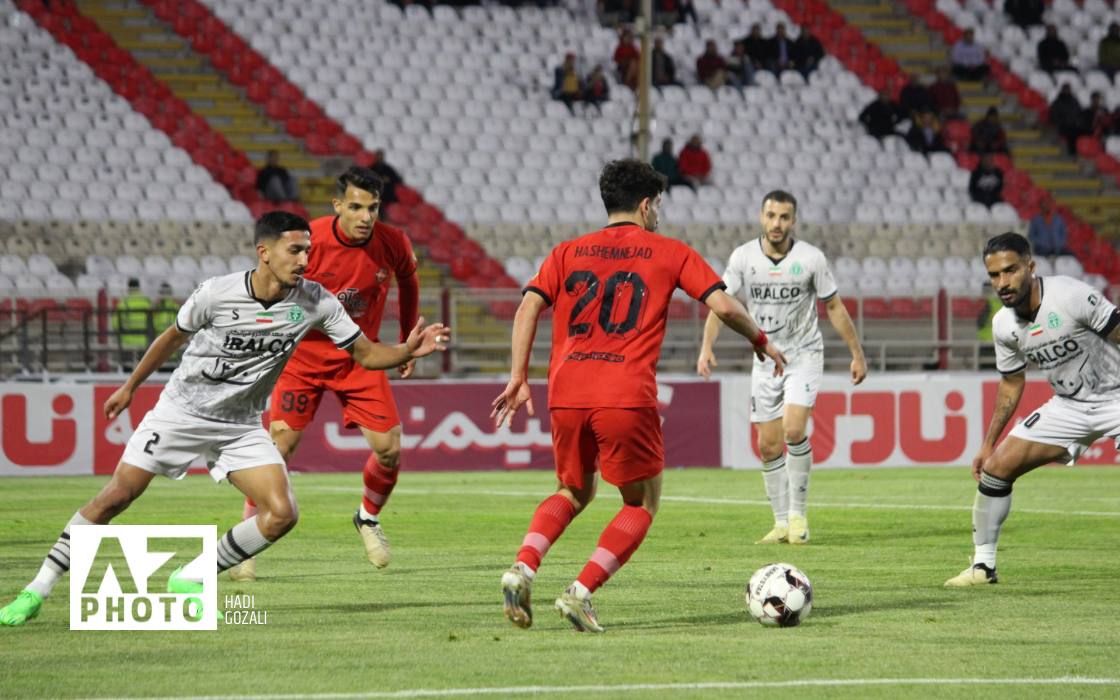 آبِ یخ روی طلسم آتشین یادگار