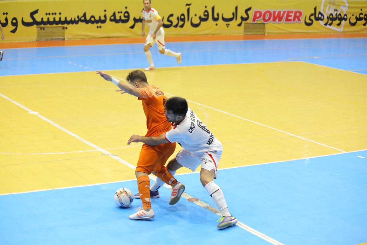 مس تنها یک ساعت طعم صدر را چشید