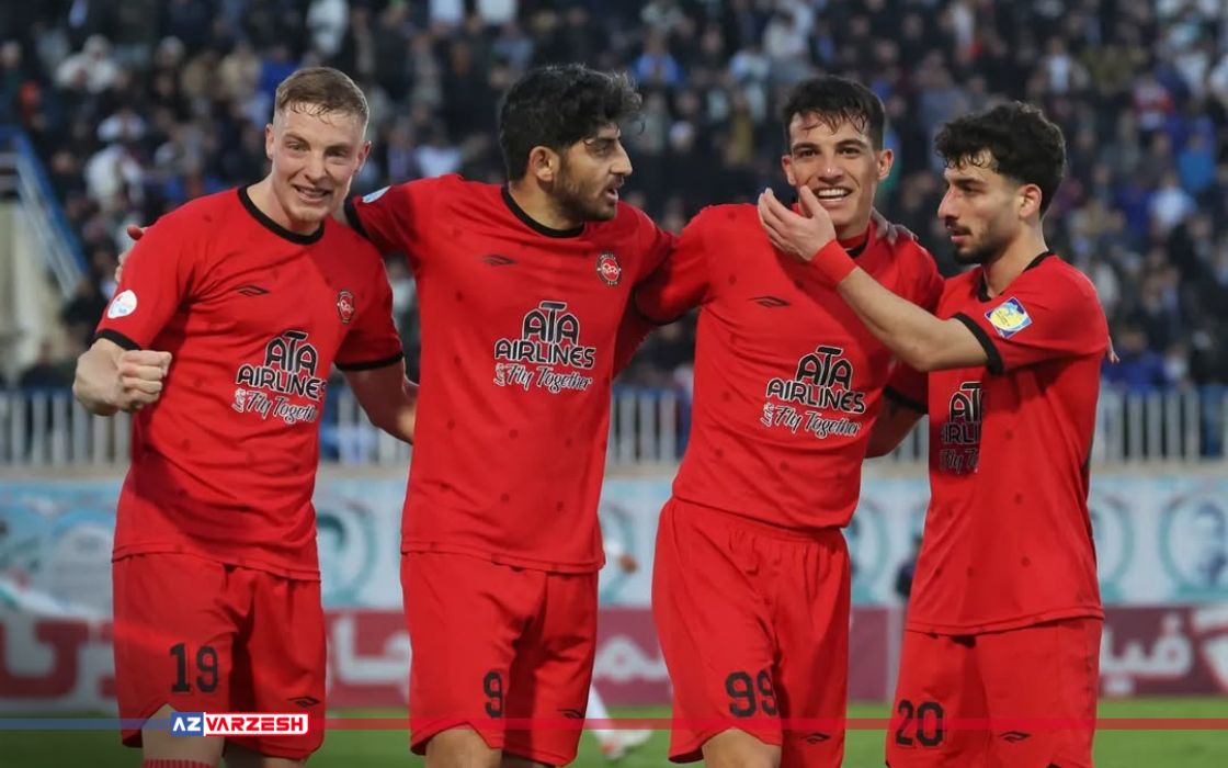 برگ برنده تراکتور در مثلث کورس
