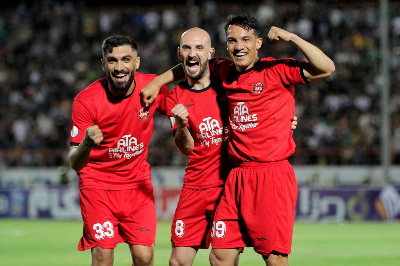 بوی باران، بوی جام؛ بهار قهرمانی!