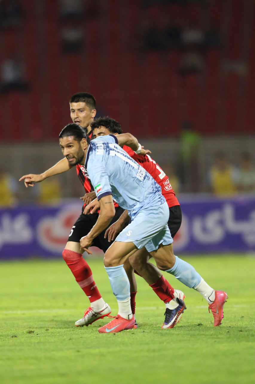 گالری عکس؛ تراکتور 1-0 گل‌گهر